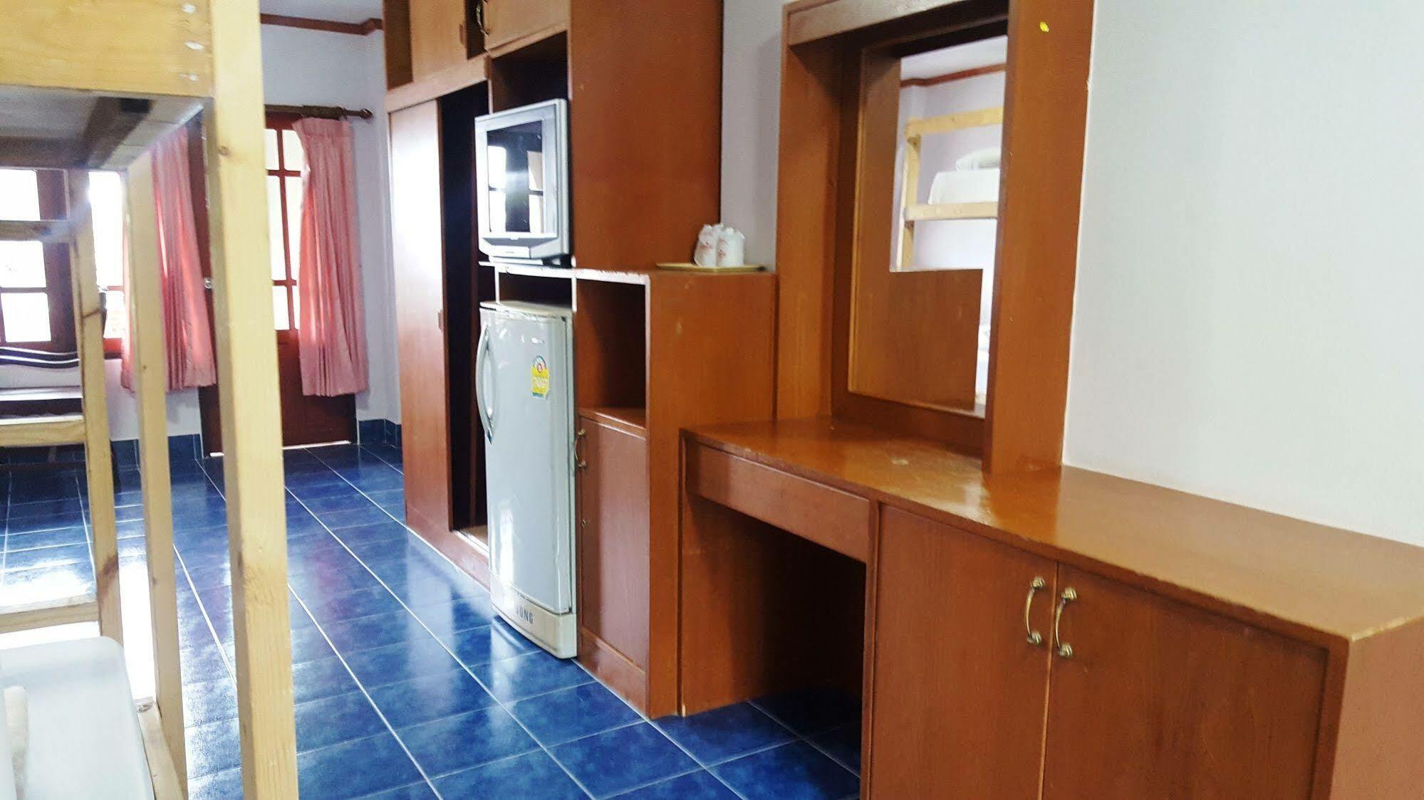 Hotel Coconut House Chaweng à Ko Samui Extérieur photo